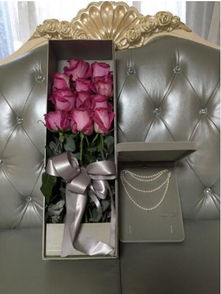 君蘭禮品母親節(jié)鮮花禮盒全國預(yù)售開啟，溫馨花禮傳遞感恩心意